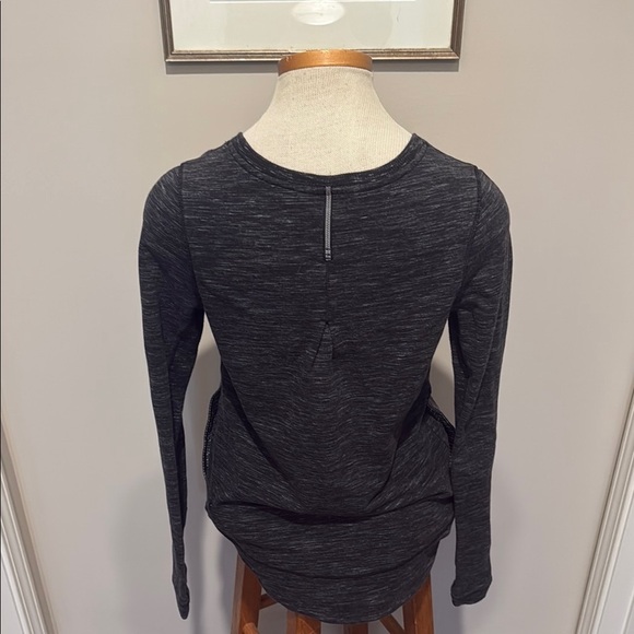 Lululemon - Exhalation Pullover II - Heathered Marled Black - Size 4 - Picture 10 of 13